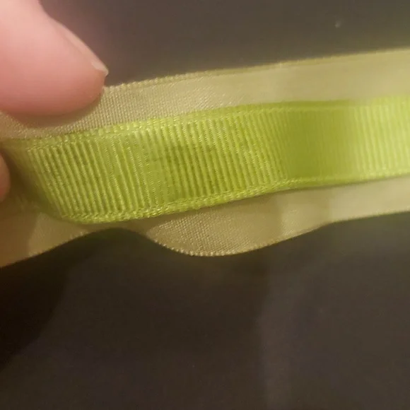 Vintage Olive Green Velvet Choker - Picture 5 of 7
